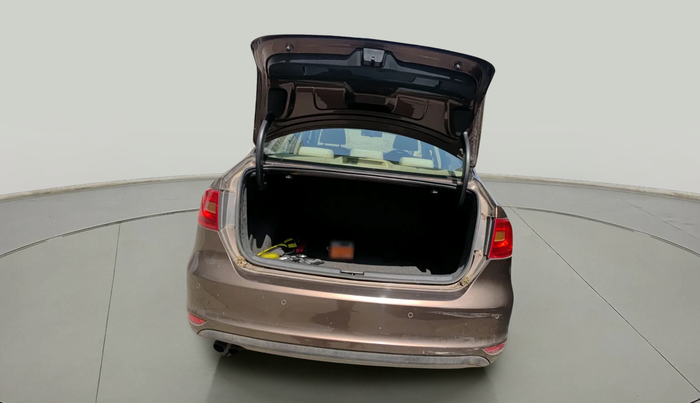 2014 Volkswagen Jetta HIGHLINE TDI AT, Diesel, Automatic, 1,46,559 km, exterior