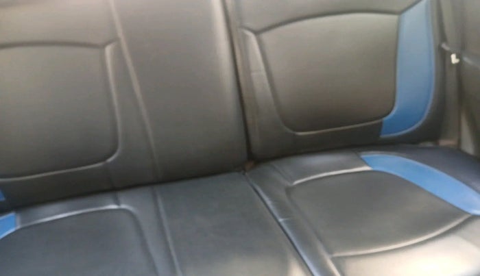 2011 Chevrolet Beat LS PETROL, Petrol, Manual, 1,76,209 km, interior