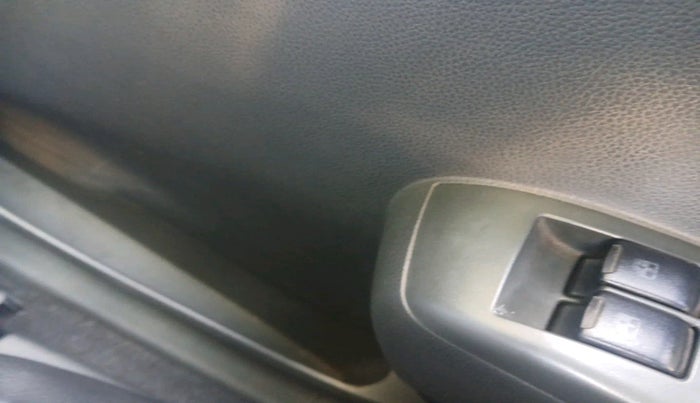 2011 Chevrolet Beat LS PETROL, Petrol, Manual, 1,76,209 km, interior