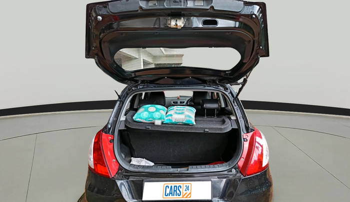 2011 Maruti Swift ZXI, Petrol, Manual, 1,15,972 km, exterior