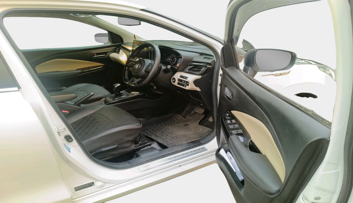 2024 Toyota Glanza V AMT, Petrol, Automatic, 8,686 km, interior