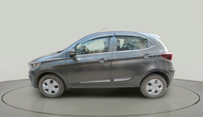 2022 Tata Tiago XT CNG, CNG, Manual, 27,215 km, exterior