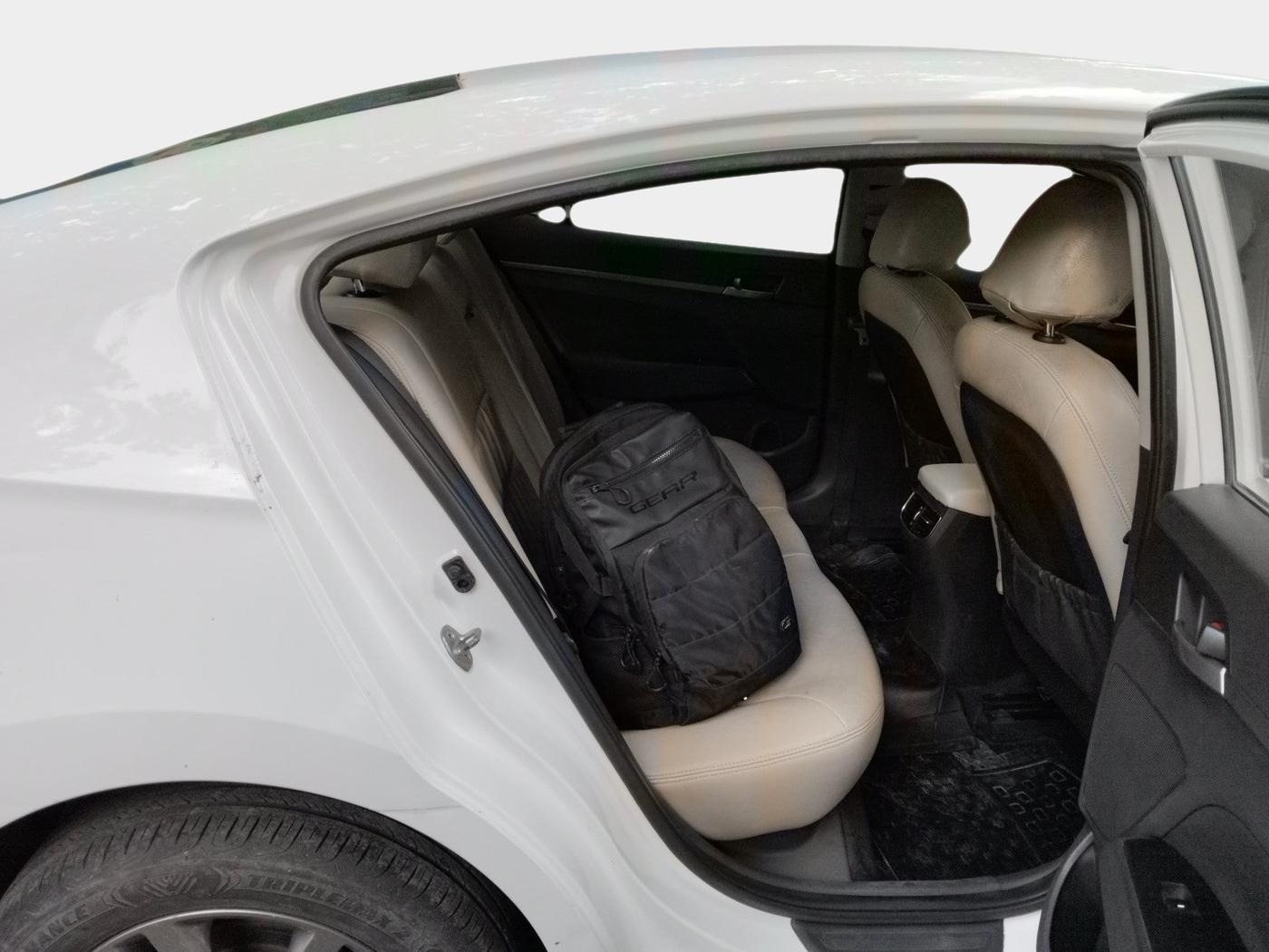 2019 Hyundai New Elantra 2.0 S PETROL, Petrol, Manual, 82,706 km, interior