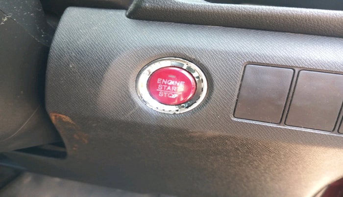 2016 Honda BR-V 1.5L I- DTEC V, Diesel, Manual, 1,46,931 km, interior