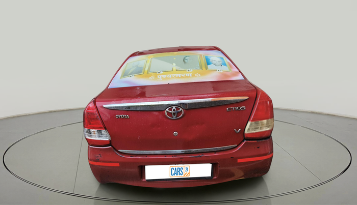2011 Toyota Etios V, Petrol, Manual, 1,53,178 km, exterior