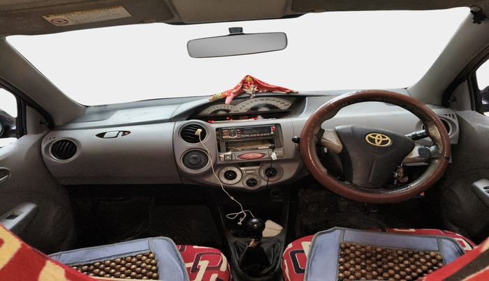 2011 Toyota Etios V, Petrol, Manual, 1,53,178 km, interior