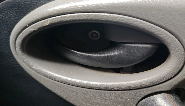 2011 Mahindra Scorpio LX, Diesel, Manual, 1,15,802 km, interior