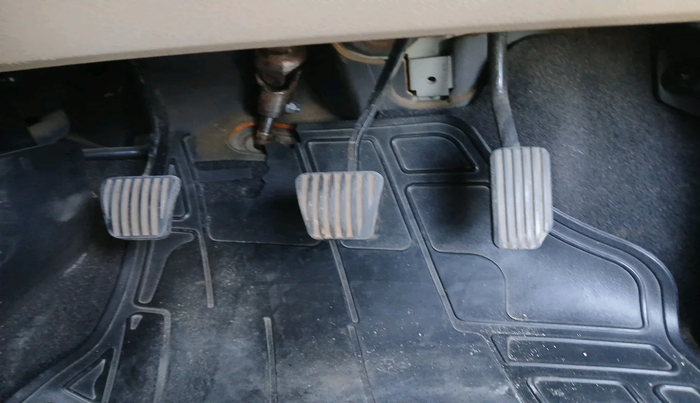 2015 Chevrolet Sail 1.2 LS ABS, Petrol, Manual, 1,06,828 km, interior