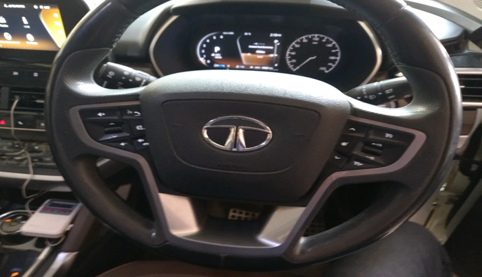2021 Tata Harrier XZA 2.0L, Diesel, Automatic, 97,097 km, interior