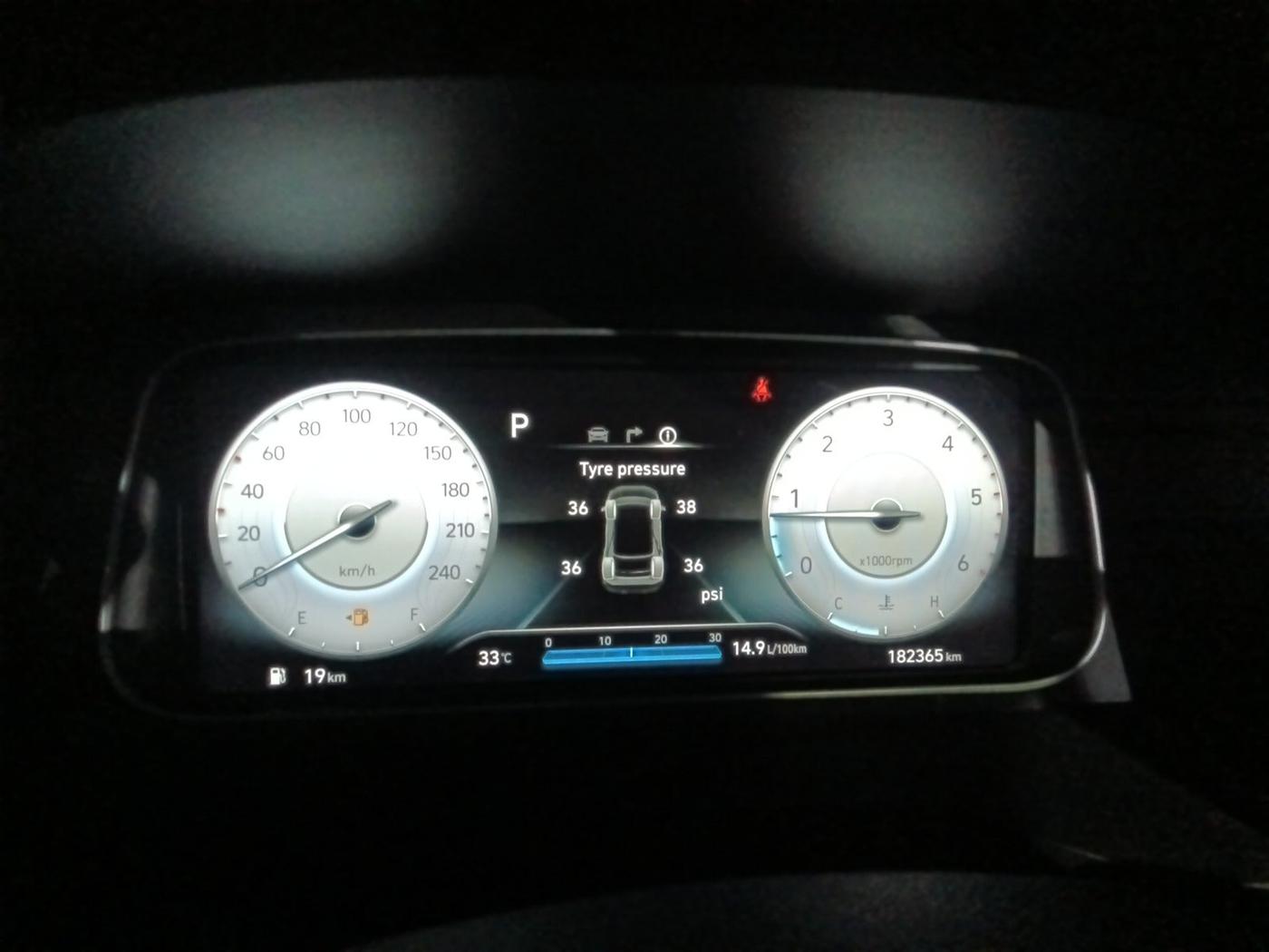 2021 Hyundai ALCAZAR 1.5 SIGNATURE (O) AT 6STR, Diesel, Automatic, 1,82,365 km, interior