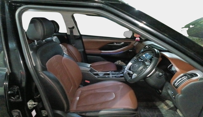 2021 Hyundai ALCAZAR 1.5 SIGNATURE (O) AT 6STR, Diesel, Automatic, 1,82,365 km, interior