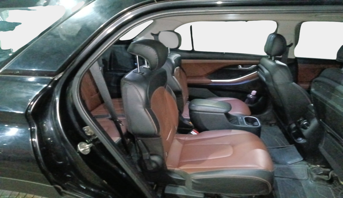 2021 Hyundai ALCAZAR 1.5 SIGNATURE (O) AT 6STR, Diesel, Automatic, 1,82,365 km, interior