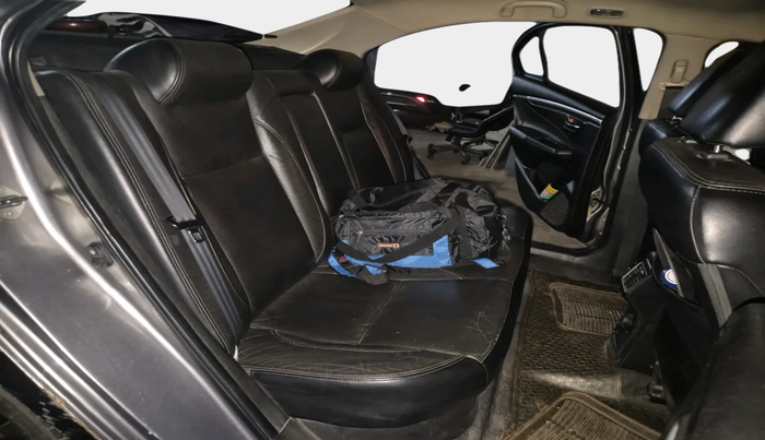 2015 Maruti Ciaz ZXI+ RS, Petrol, Manual, 1,18,329 km, interior