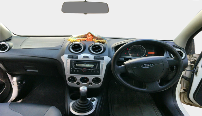 2011 Ford Figo TITANIUM 1.2 PETROL, Petrol, Manual, 99,850 km, interior