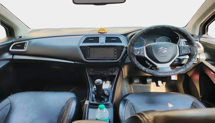 2015 Maruti S Cross ALPHA 1.3, Diesel, Manual, 71,917 km, interior