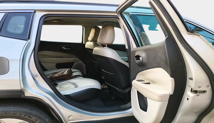 2017 Jeep Compass LIMITED 1.4 PETROL AT, Petrol, Automatic, 40,497 km, interior