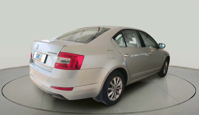 2016 Skoda Octavia STYLE PLUS AT 1.8 TSI, Petrol, Automatic, 1,21,804 km, exterior