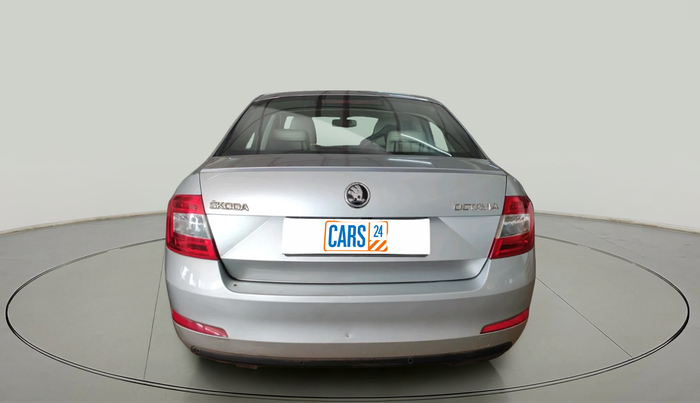 2016 Skoda Octavia STYLE PLUS AT 1.8 TSI, Petrol, Automatic, 1,21,804 km, exterior