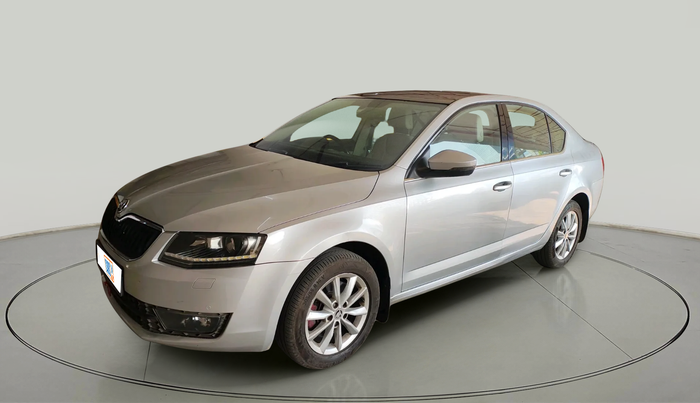 2016 Skoda Octavia STYLE PLUS AT 1.8 TSI, Petrol, Automatic, 1,21,804 km, exterior