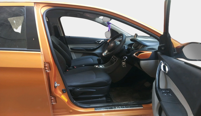 2017 Tata Tiago XZA PETROL, Petrol, Automatic, 47,848 km, interior