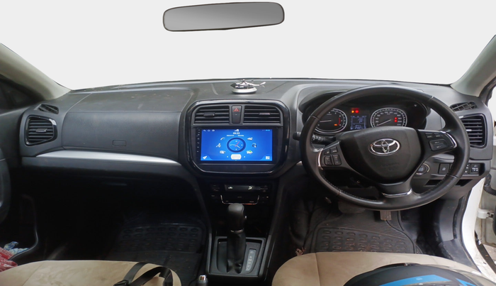 2022 Toyota URBAN CRUISER PREMIUM GRADE AT DUAL TONE, Petrol, Automatic, 24,503 km, interior