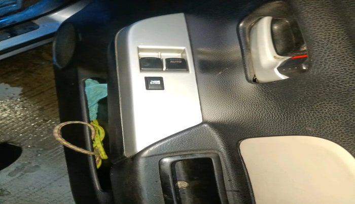 2013 Maruti Wagon R 1.0 LXI CNG, Petrol, Manual, 63,869 km, interior