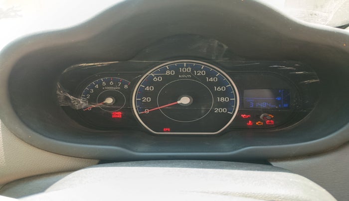 2013 Hyundai i10 MAGNA 1.1, Petrol, Manual, 31,484 km, interior