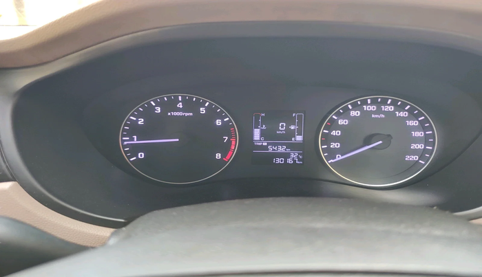 2016 Hyundai Elite i20 SPORTZ 1.2, Petrol, Manual, 1,30,167 km, interior