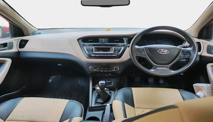 2016 Hyundai Elite i20 SPORTZ 1.2, Petrol, Manual, 1,30,167 km, interior