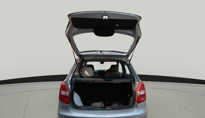 2011 Skoda Fabia ELEGANCE 1.6 MPI, Petrol, Manual, 90,001 km, exterior