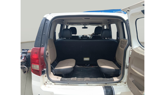 2018 Mahindra TUV300 T10, Diesel, Manual, 1,08,800 km, exterior