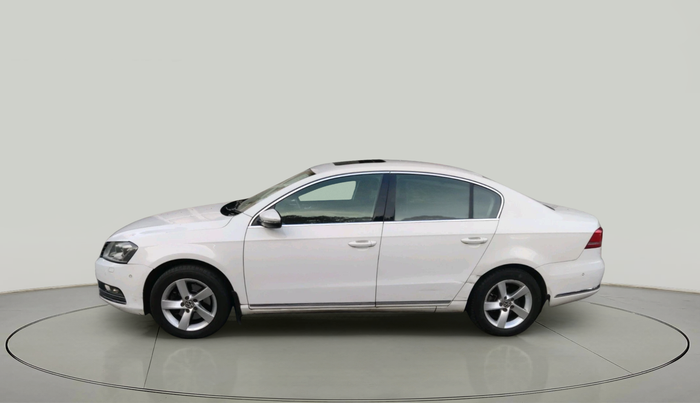 2011 Volkswagen Passat HIGHLINE DSG, Diesel, Automatic, 2,41,312 km, exterior