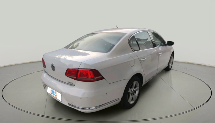 2011 Volkswagen Passat HIGHLINE DSG, Diesel, Automatic, 2,41,312 km, exterior