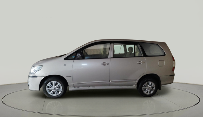 2015 Toyota Innova 2.5 GX 7 STR, Diesel, Manual, 1,33,916 km, exterior