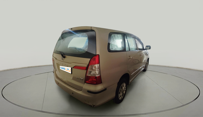 2015 Toyota Innova 2.5 GX 7 STR, Diesel, Manual, 1,33,916 km, exterior