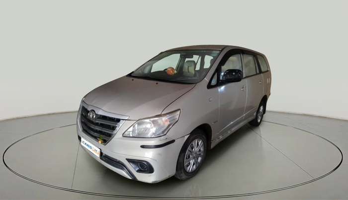 2015 Toyota Innova 2.5 GX 7 STR, Diesel, Manual, 1,33,916 km, exterior