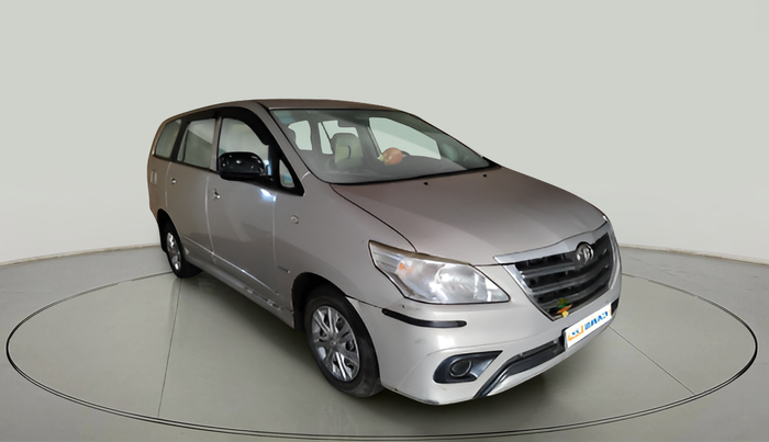 2015 Toyota Innova 2.5 GX 7 STR, Diesel, Manual, 1,33,916 km, exterior