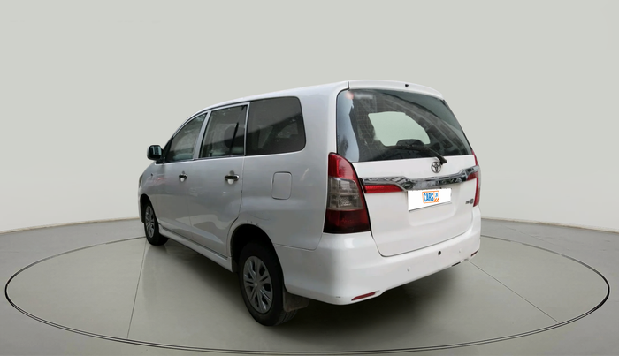 2014 Toyota Innova 2.5 GX 8 STR, Diesel, Manual, 1,64,692 km, exterior
