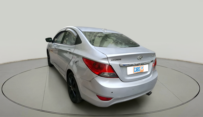 2011 Hyundai Verna FLUIDIC 1.6 CRDI SX, Diesel, Manual, 93,826 km, exterior