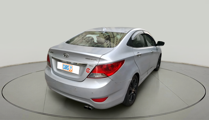 2011 Hyundai Verna FLUIDIC 1.6 CRDI SX, Diesel, Manual, 93,826 km, exterior