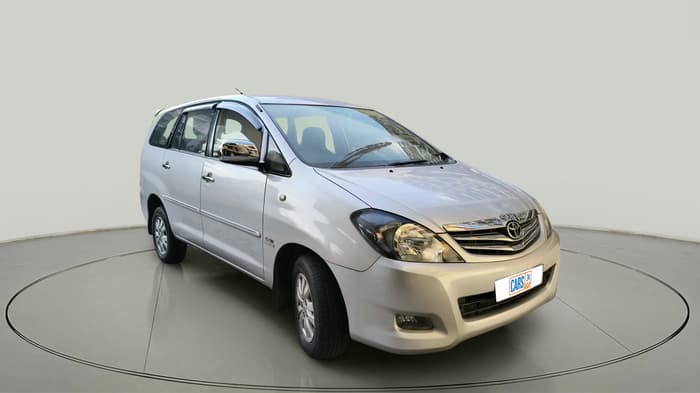 2011 Toyota Innova V 2.5 7 STR, Diesel, Manual, 35,957 km, exterior