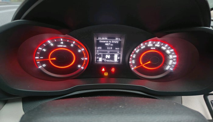 2019 Mahindra XUV300 W8 (O) 1.2 PETROL, Petrol, Manual, 47,803 km, interior