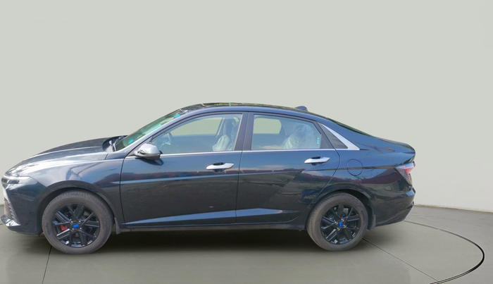 2023 Hyundai Verna SX (O) 1.5 TURBO PETROL MT, Petrol, Manual, 2,324 km, exterior