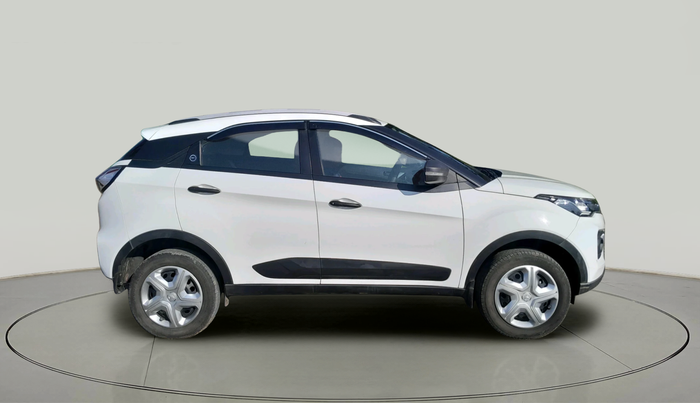 2023 Tata NEXON XM PETROL, Petrol, Manual, 32,409 km, exterior