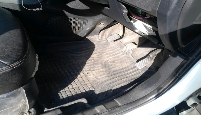 2023 Tata NEXON XM PETROL, Petrol, Manual, 32,409 km, interior