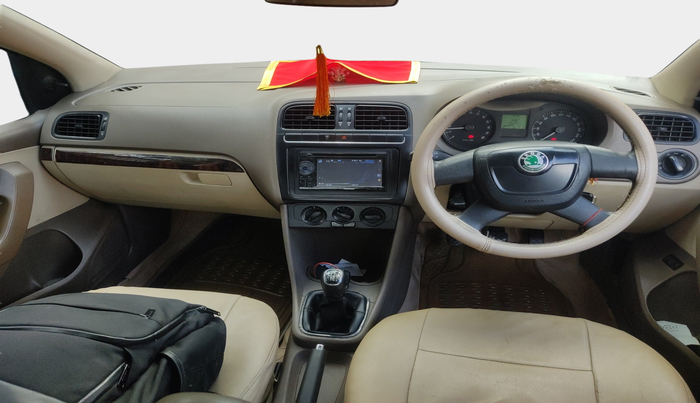 2012 Skoda Rapid AMBITION 1.6 TDI CR MT, Diesel, Manual, 1,02,452 km, interior