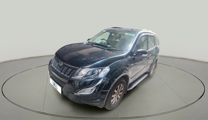 2016 Mahindra XUV500 W10 AT, Diesel, Automatic, 1,05,120 km, exterior