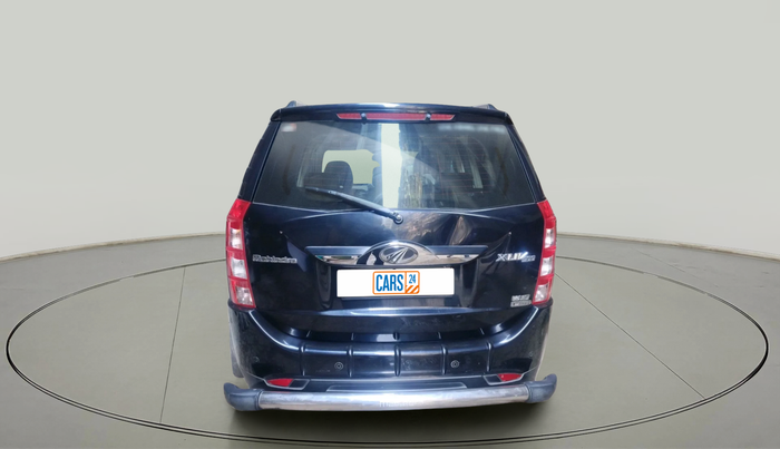 2016 Mahindra XUV500 W10 AT, Diesel, Automatic, 1,05,120 km, exterior