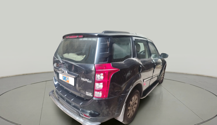 2016 Mahindra XUV500 W10 AT, Diesel, Automatic, 1,05,120 km, exterior