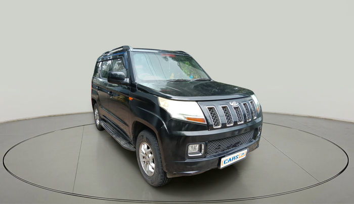 2016 Mahindra TUV300 T8 AMT, Diesel, Automatic, 1,16,609 km, exterior